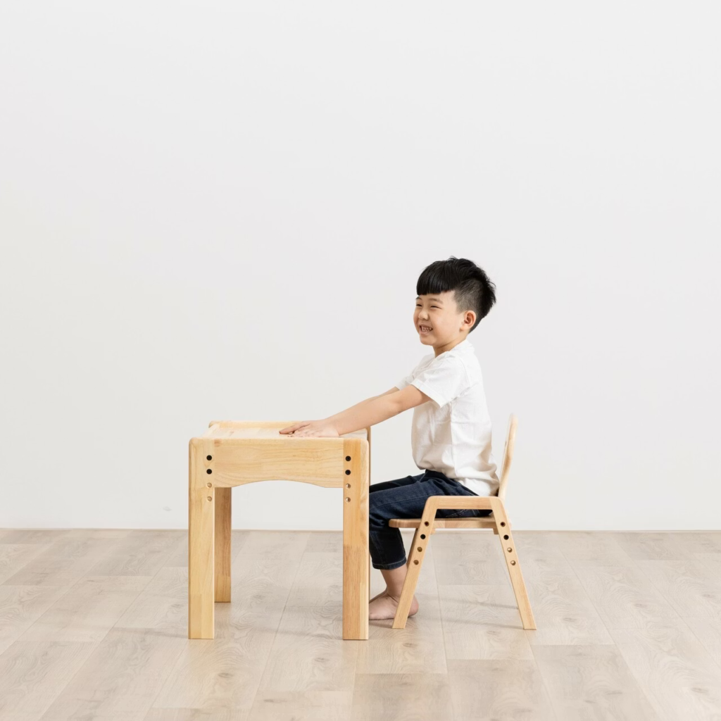 Toddler table and chairs